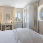 Luxoria Ema Cabrunici