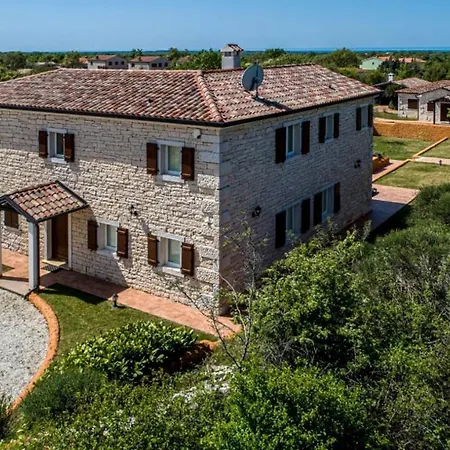 Luxoria Ema Villa Cabrunici