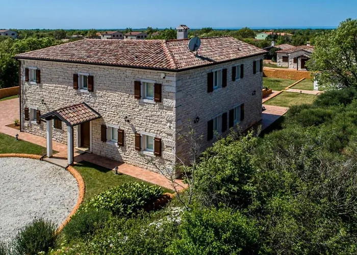 Luxoria Ema Villa Cabrunici